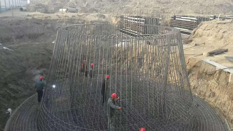茌平垃圾發(fā)電廠80M鋼筋混凝土煙囪工程